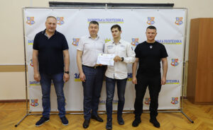 Фото студентів ЗЕФК серед лавреатів Міської програми