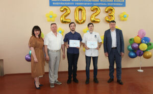 Колективне фото випускників ЗЕФК 2023