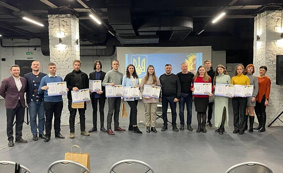 Олексюк Ксенія під час нагородження до Міжнародного дня студентів
