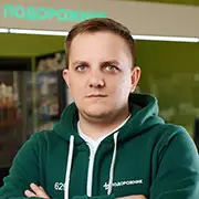 Сауц Вʼячеслав — директор з маркетингу мережі аптек «Подорожник», випускник ЗЕФК