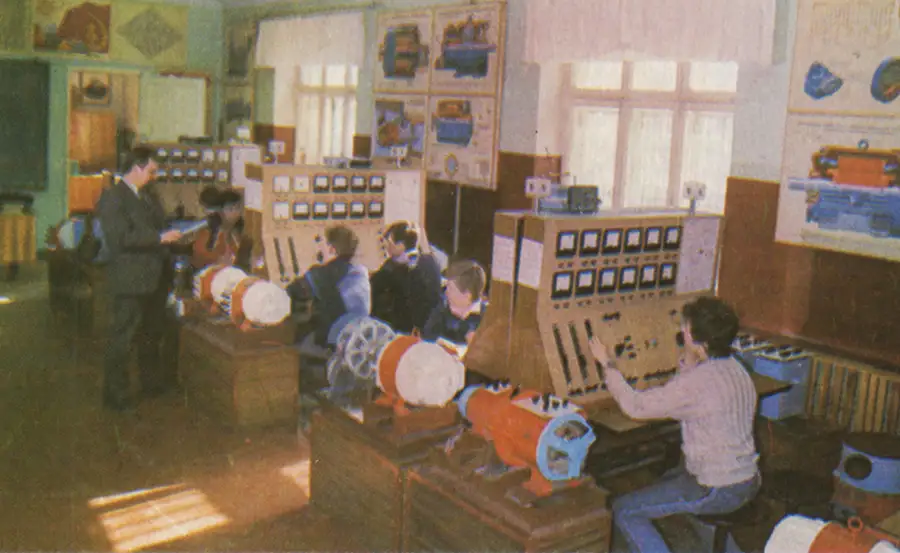 Лабораторія електричних машин, 1989 рік