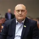 Олександр Ніколаєнко — Заступник начальника управління-начальника відділу з питань реформування адміністративно-територіального устрою управління з питань місцевого самоврядування та реформування адміністративно-територіального устрою виконавчого апарату Запорізької обласної ради, випускник ЗЕФК