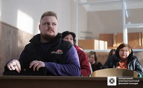 Обговорення організації комунікації зі студентами в умовах змішаного навчання в Запорізькому електротехнічному фаховому коледжі