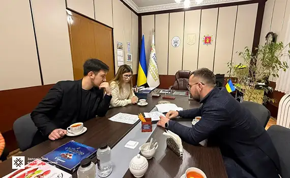 Меморандум про співпрацю: візит делегації гімназії №22 до Запорізького електротехнічного фахового коледжу