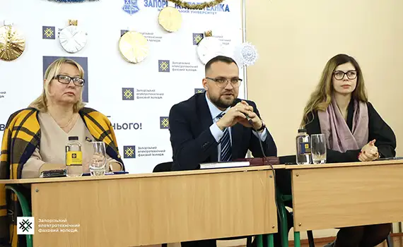 Керівництво коледжу під час підсумкової педагогічної ради: обговорення результатів 2025 року