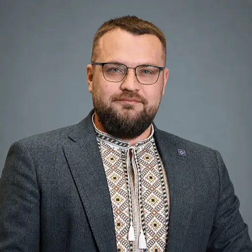 КОШЕЛЮК Руслан Олегович — в.о. директора коледжу