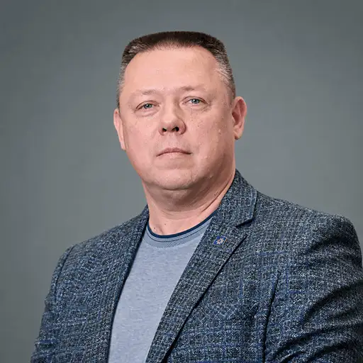 НАЗАРОВ Олександр Юрійович — заступник директора з виробничого навчання